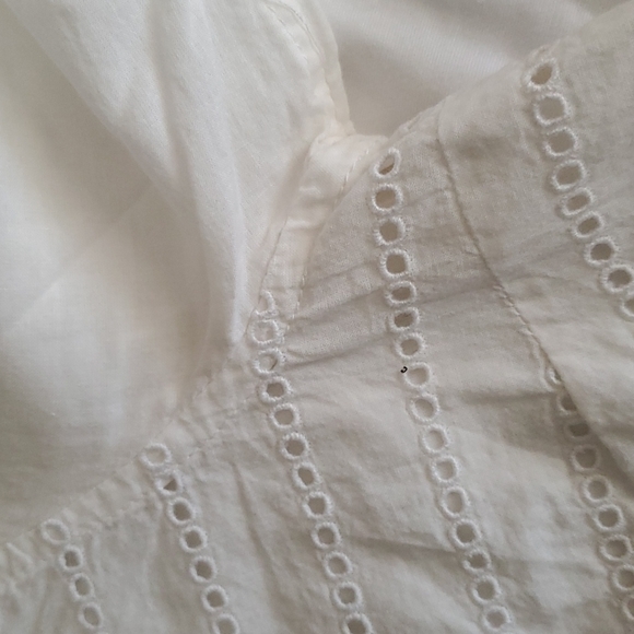 Womens White GAP button down - Picture 10 of 10